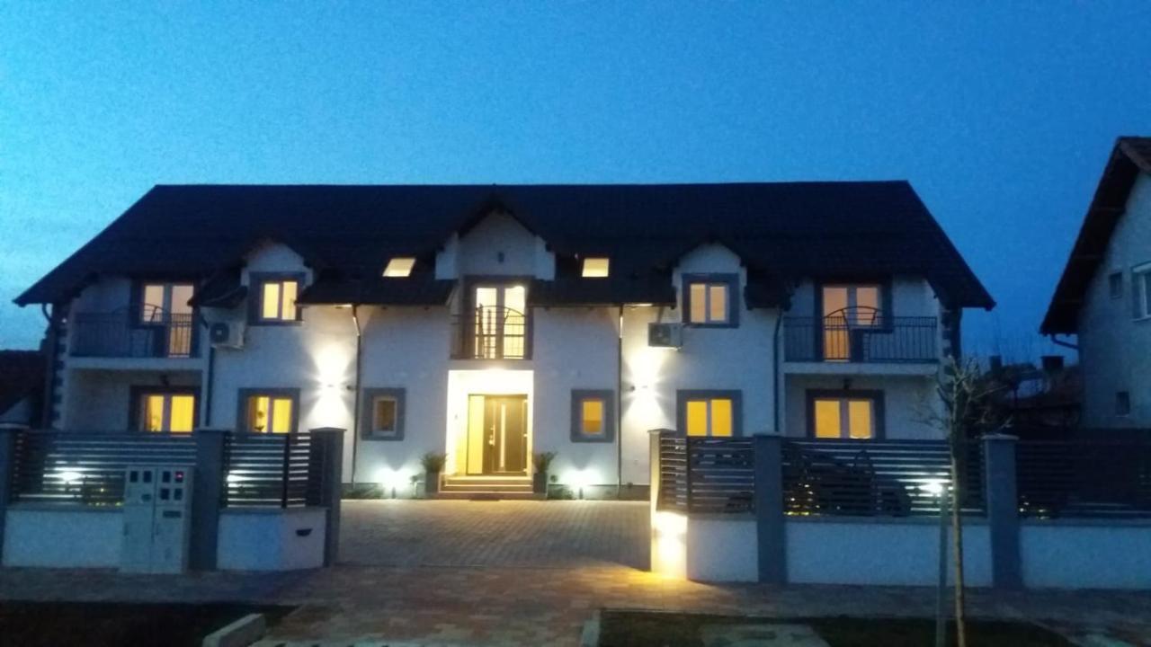 Apartament Saguna Sînnicolau Mare Extérieur photo